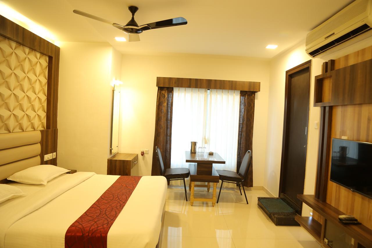 Hotel Shivananda Hospet Εξωτερικό φωτογραφία